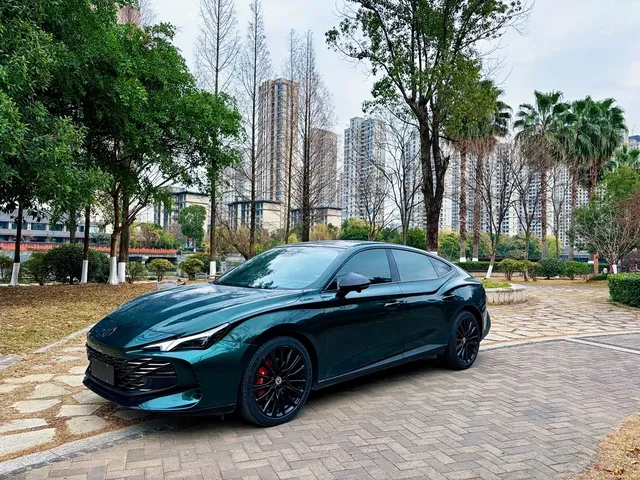 MG 7 2023 2.0T Automatic Hunting Beauty Premium Edition