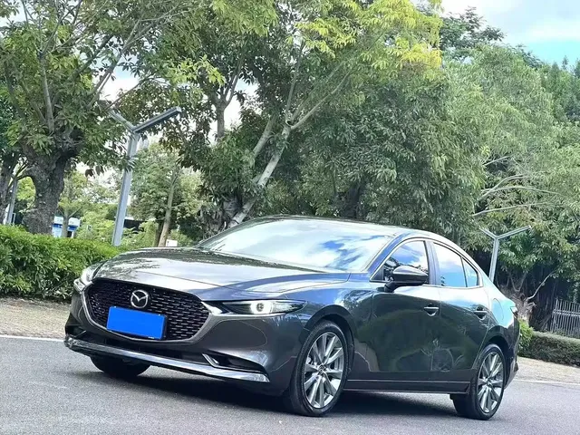 Mazda 3 Axela 2021 2.0L Automatic Quality Glamour