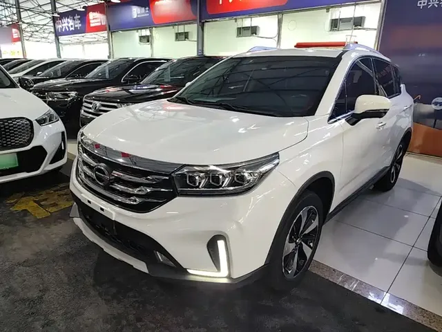 GAC Trumpchi GS4 2018 235T Automatic 2WD Luxury Smart Connect Million Commemorative Edition