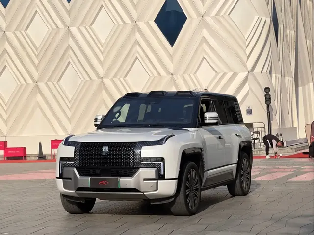 Yangwang U8 2023 Luxury Edition