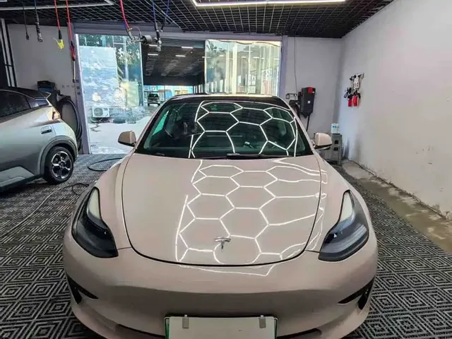 Tesla Model 3 2023 Rear-Wheel Drive