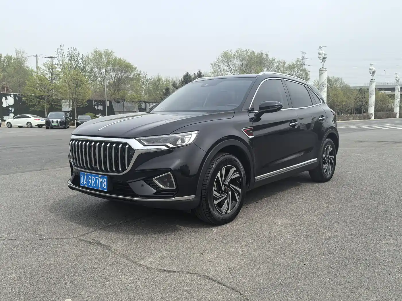 Hongqi HS5 2022 2.0T Smart Connect Premium Edition