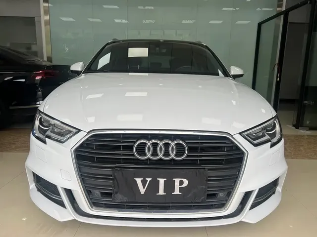 Audi A3 2018 30th Anniversary Sportback 35 TFSI Fashion