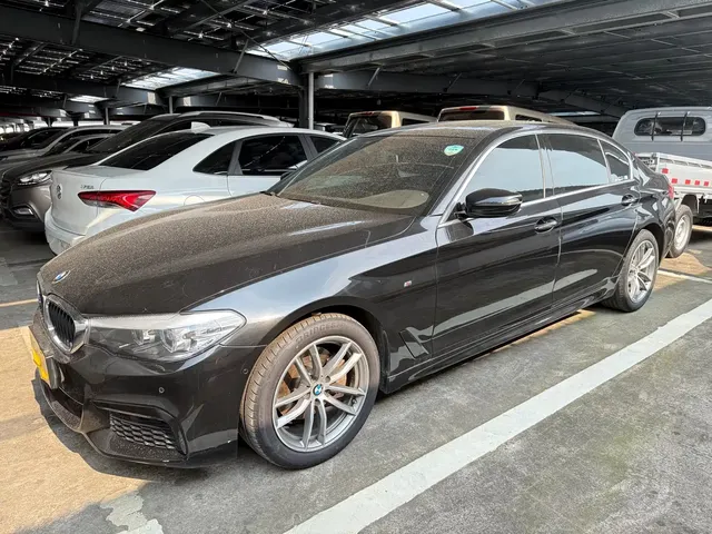 BMW 5 Series 2020 525Li M Sport Package