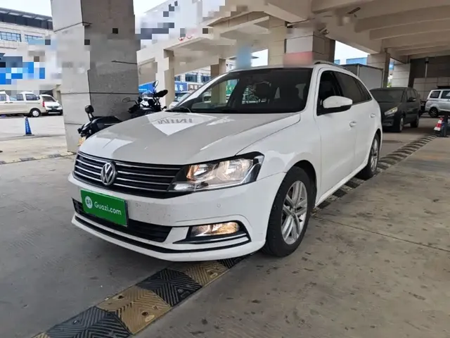 Volkswagen Lavida Tour 2017 230TSI DSG Comfort Edition