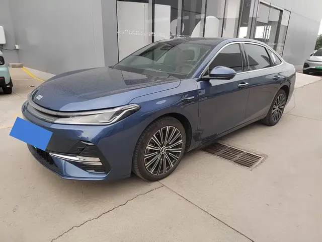 Geely Galaxy A7 2025 EM-i