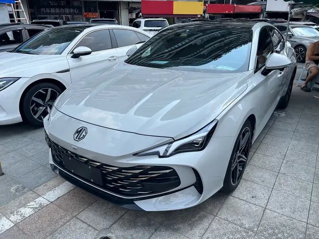 MG 7 2023 2.0T Automatic Trophy+ Exciting World Edition