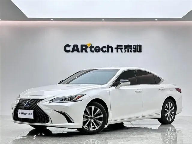 Lexus ES 2020 Model 300h Excellence Edition