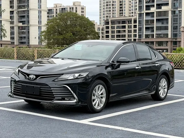 Toyota Camry 2021 2.0G Luxury Edition
