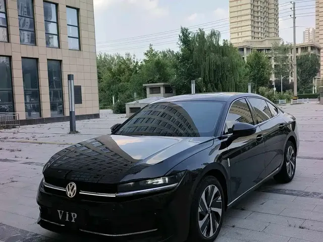 Volkswagen Magotan 2026 300TSI Premium Edition Eye-catcher