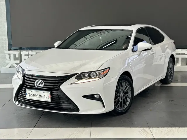 Lexus ES 2017 200 30th Anniversary Edition
