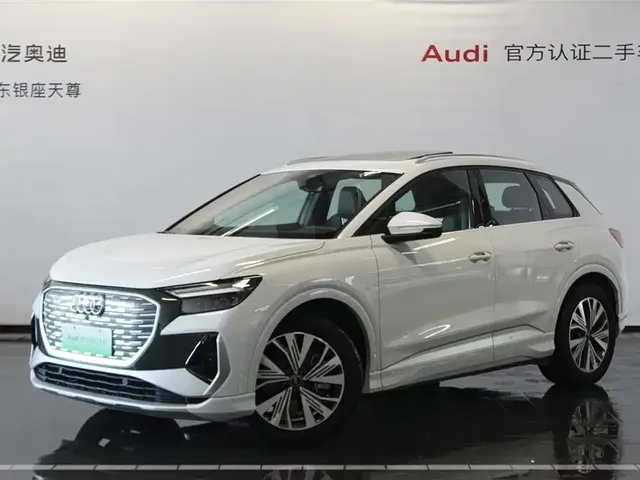Audi Q4 e-tron 2024 40 e-tron Pioneer Edition