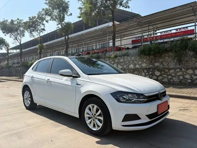 Volkswagen Polo 2021 Plus 1.5L Automatic Colorful Tech Edition