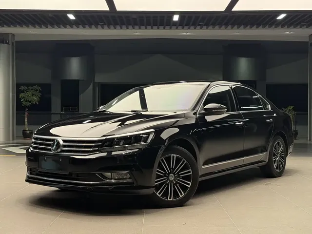 Volkswagen Passat 2017 330TSI DSG Luxury