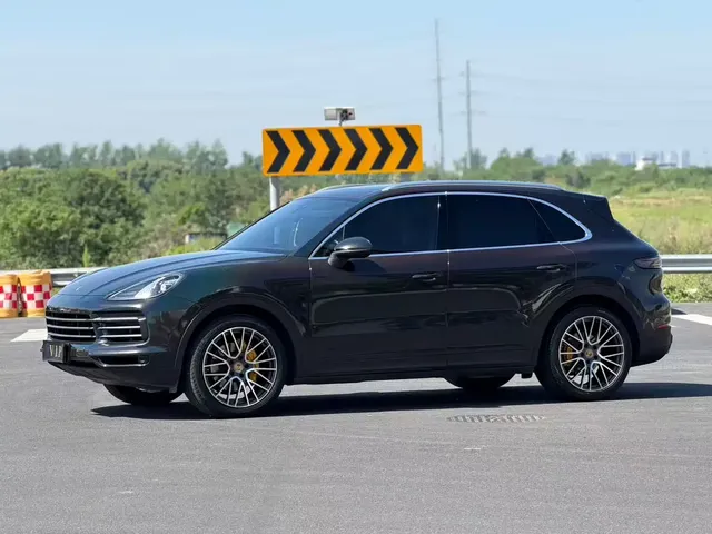 Porsche Cayenne 2019 Cayenne 3.0T