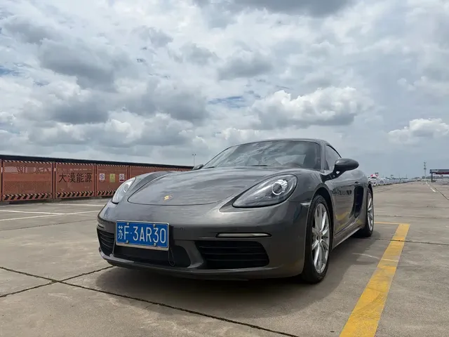 Porsche 718 2018 Cayman 2.0T