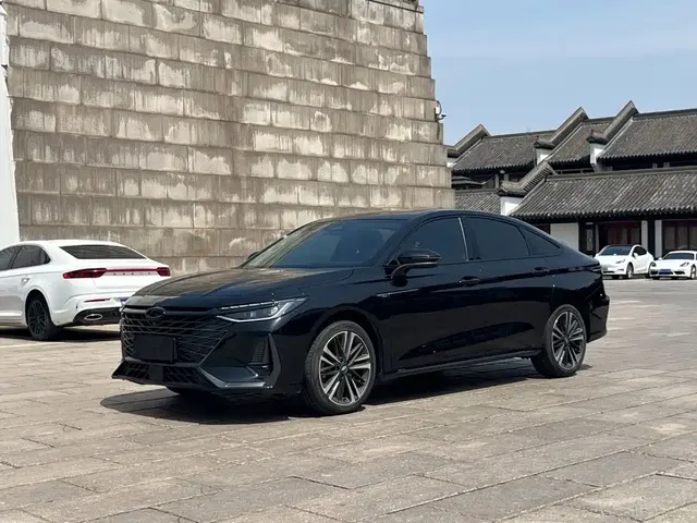 Chery Arrizo 8 2023 1.6T DCT Elegance