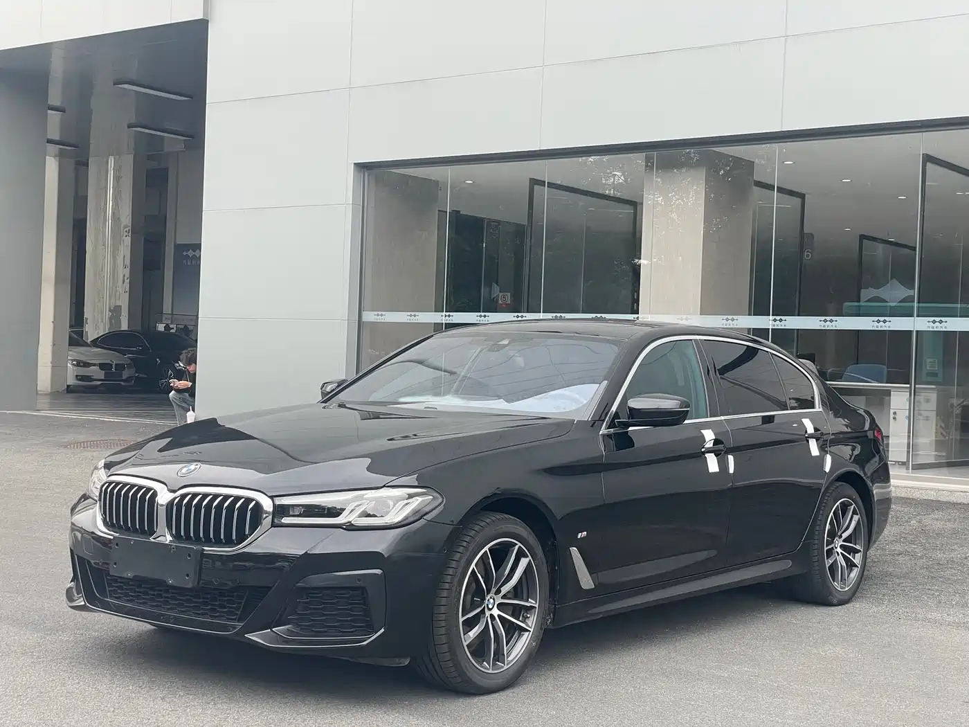 BMW 5 Series 2021 525Li M Sport Package