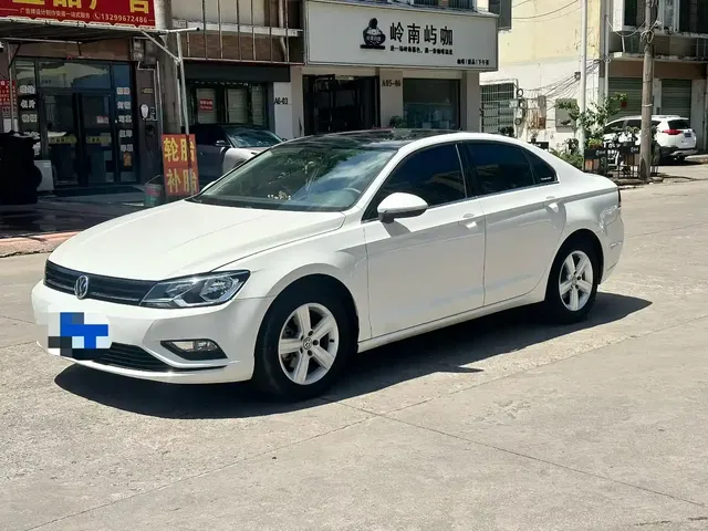 Volkswagen Lamando 2018 230TSI DSG Trend Edition