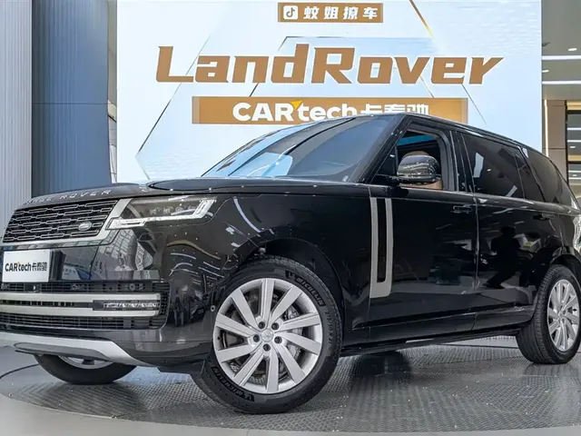 Land Rover Range Rover 2025 3.0 L6 400PS Flourishing Era Extended Wheelbase