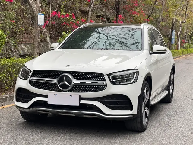 Mercedes-Benz GLC 2022 GLC 300 L 4MATIC Dynamic Collector's Edition