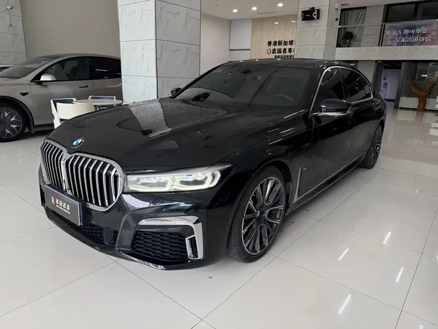 BMW 7 Series 2021 Model 740Li Leading M Sport Package