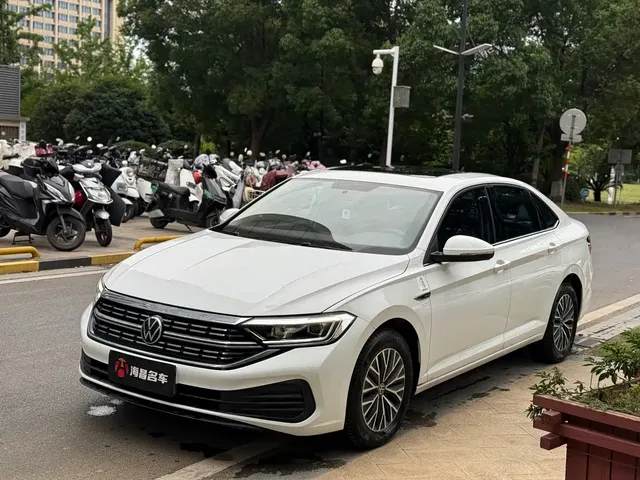 Volkswagen Sagitar 2024 200TSI DSG Flying Edition