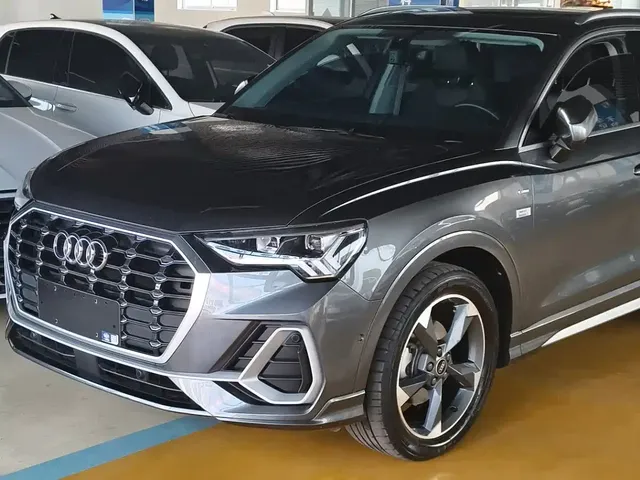 Audi Q3 2023 35 TFSI Fashion Dynamic (1.4T)