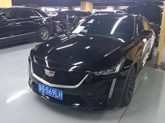 Cadillac CT5 2023 28T Fashion Style