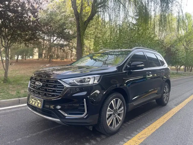 Ford Edge 2021 PLUS EcoBoost 245 FWD Platinum Sharp 5-seater