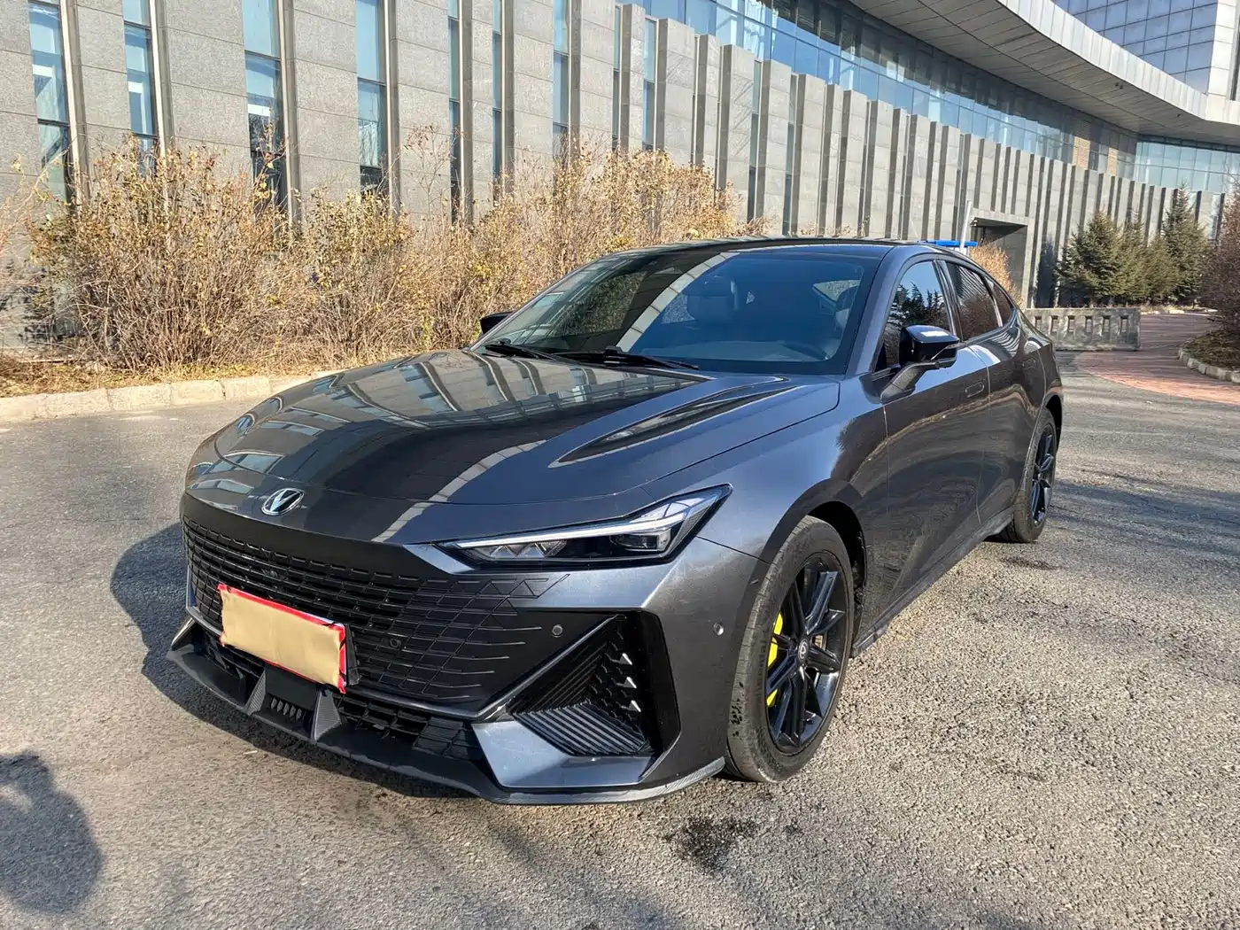 Changan UNI-V 2022 1.5T Smart Pilot Edition