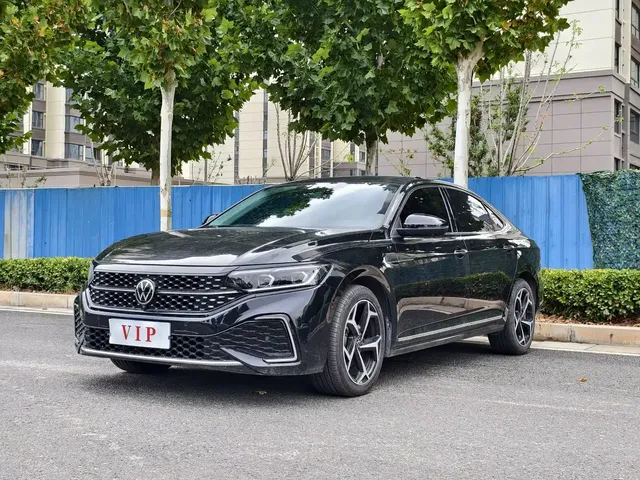 Volkswagen Passat 2024 380TSI Starlight Luxury Edition
