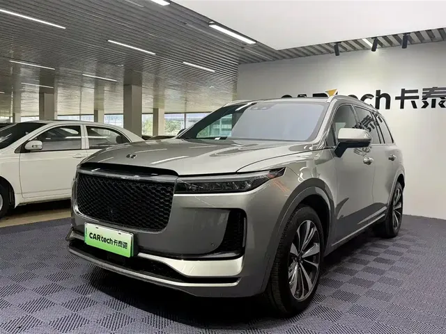 Li Auto Li ONE 2020 Extended Range 6-seater