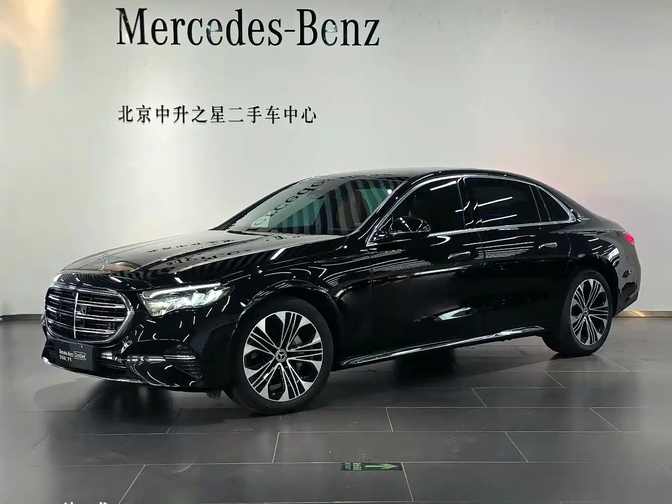 Mercedes-Benz E-Class 2025 E 300 L Luxury