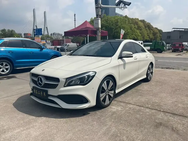 Mercedes-Benz CLA (Import) 2017 Facelift CLA 200 Style