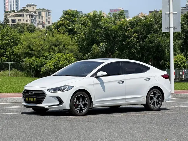 Hyundai Elantra 2018 1.4T DCT Dynamic·Vitality Model