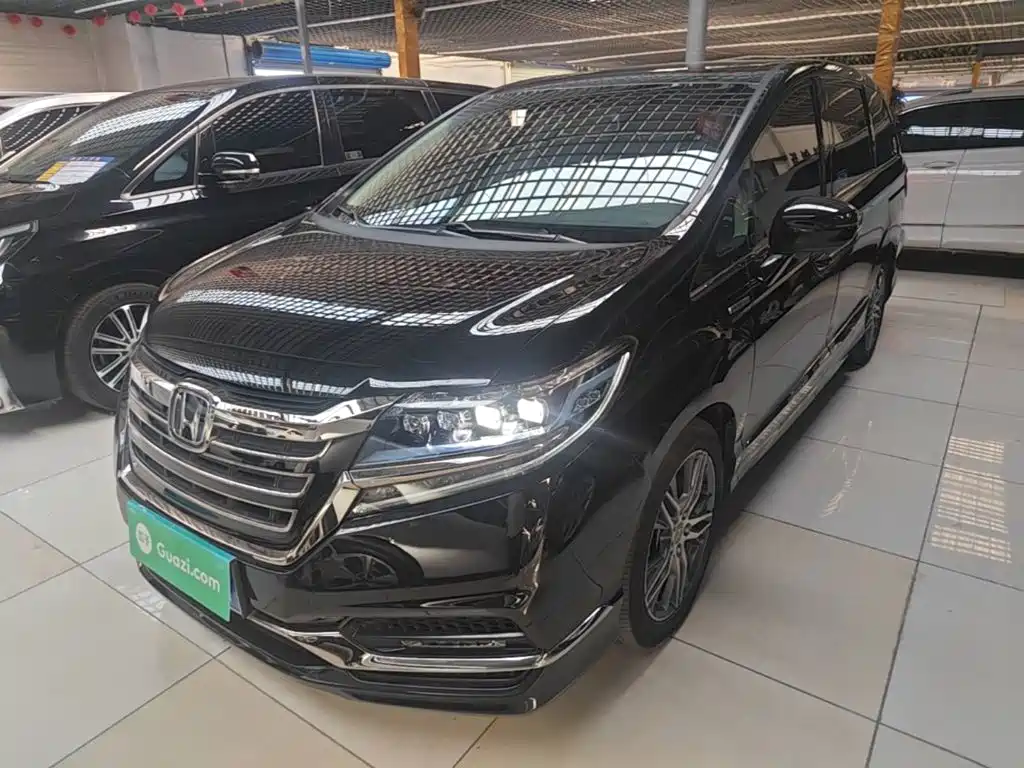 Honda Elysion 2019 2.0L Hybrid Luxury Edition