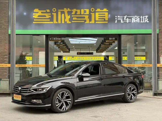 Volkswagen Magotan 2021 330TSI DSG 30th Anniversary Edition