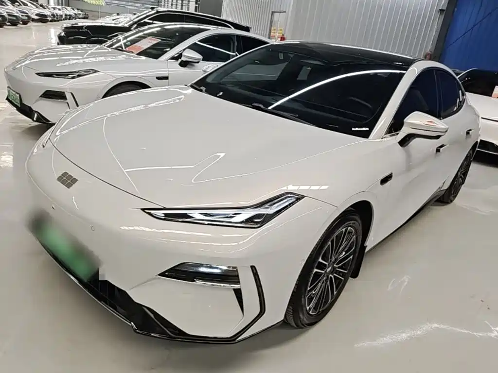 Geely Galaxy E8 2025 575km Voyage Smart Drive Edition