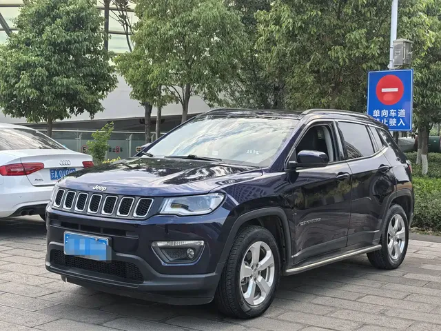 Jeep Compass 2019 220T Automatic Family AWD
