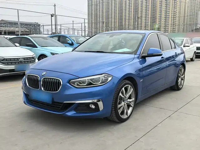 BMW 1 Series 2018 120i Design Package