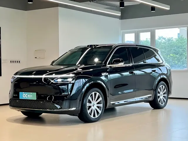 AITO Wenjie AITO M8 2025 Pure Electric Max+ 5-Seater AWD Version