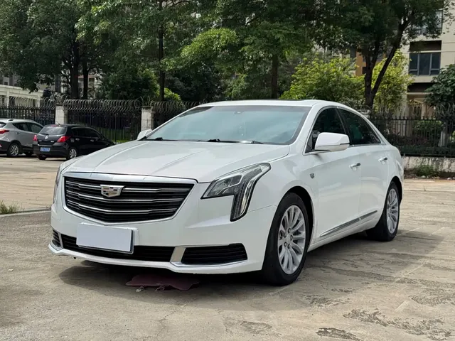Cadillac XTS 2018 28T Technology