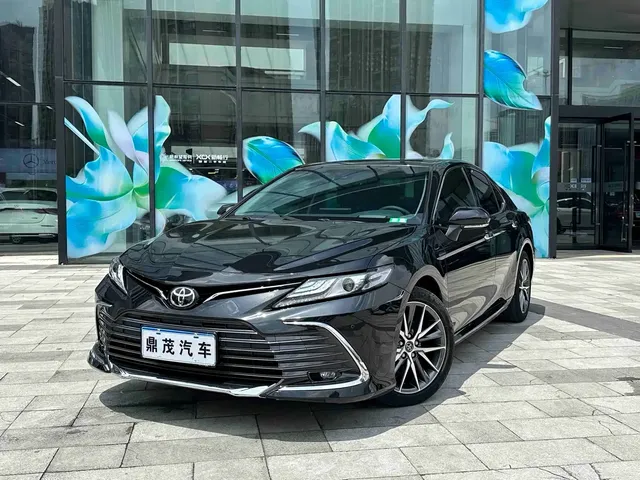 Toyota Camry 2021 2.5G Luxury Edition