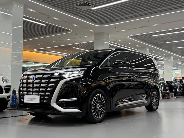 Denza D9 2022 DM-i 970 All-Wheel Drive Honor Edition
