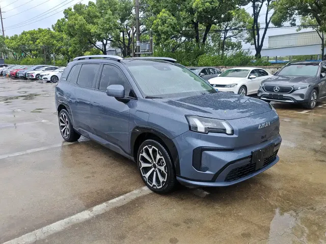 Aion V 2024 Aion T-Rex 650 Smart Luxury Edition