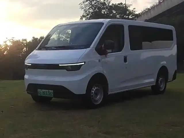 Jiangling E-Fushun 2025 Clear Window Version 41.86kWh Short Wheelbase Low Roof