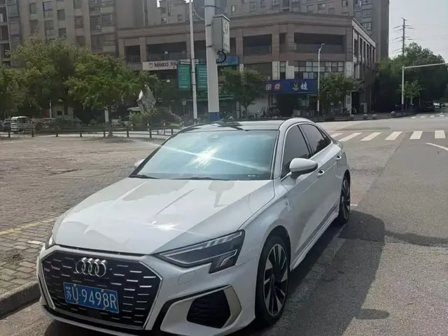 Audi A3 2024 Model A3L Limousine 35 TFSI Fashion Sport