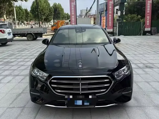 Mercedes-Benz E-Class 2024 E 300 L Fashion