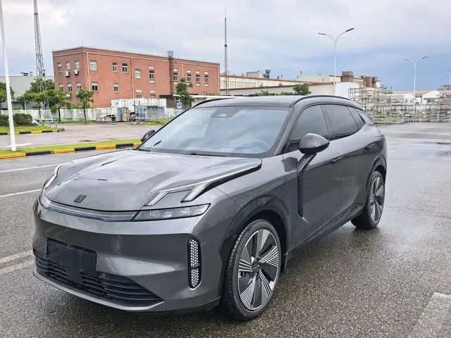 Lynk & Co 08 EM-P 2023 220km 4WD Performance Halo